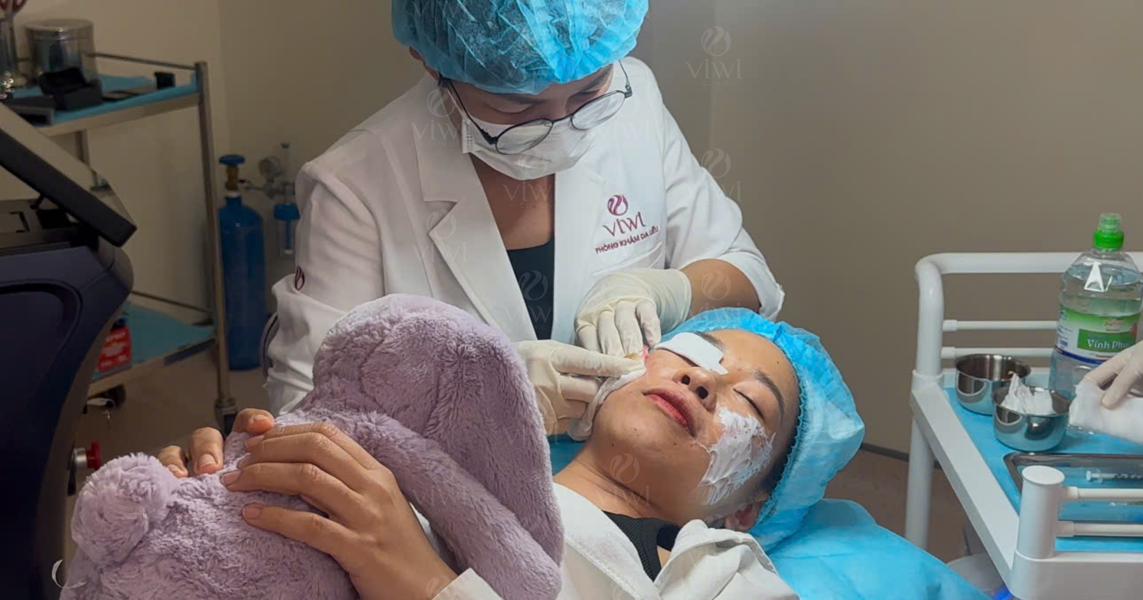 trị sẹo rỗ tách đáy sẹo